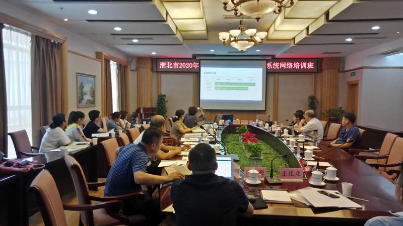 课程内容与教学方法是衡量师资水平的关键因素。以下是一些评估标准：