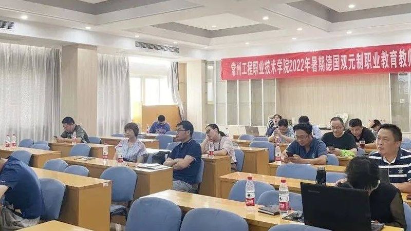 叉车安全操作规范：保障作业安全的关键